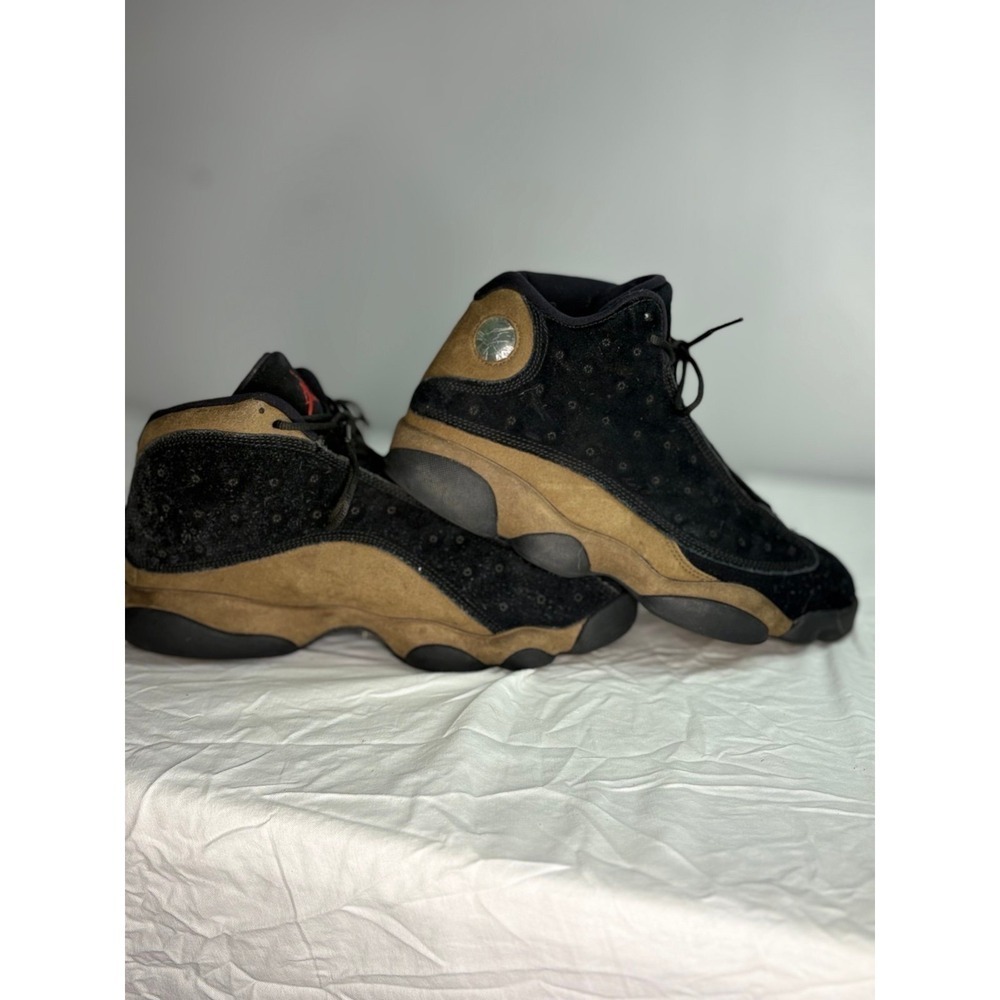 Nike air Jordan 13 Retro Olive and red size 10.5